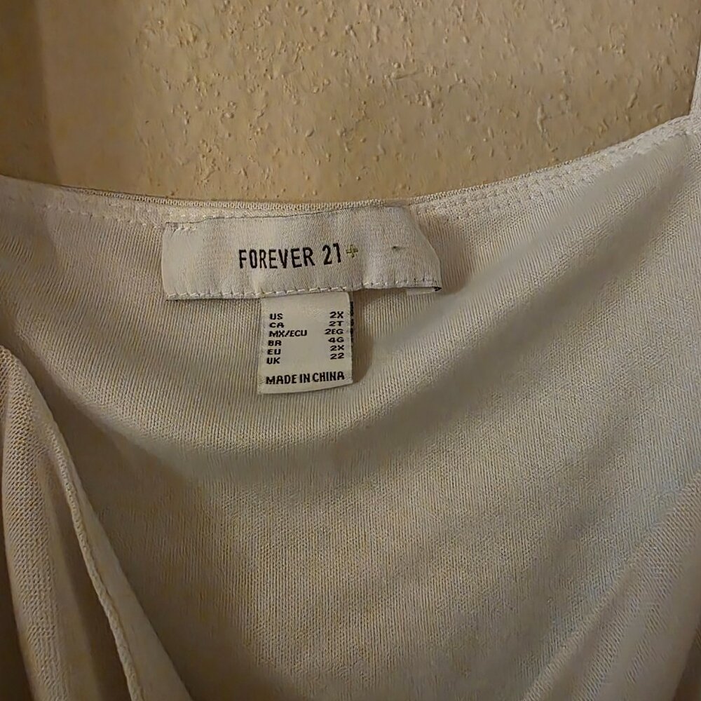 Forever 21 Size 2X White Mesh Cropped Blouse - Picture 2 of 7